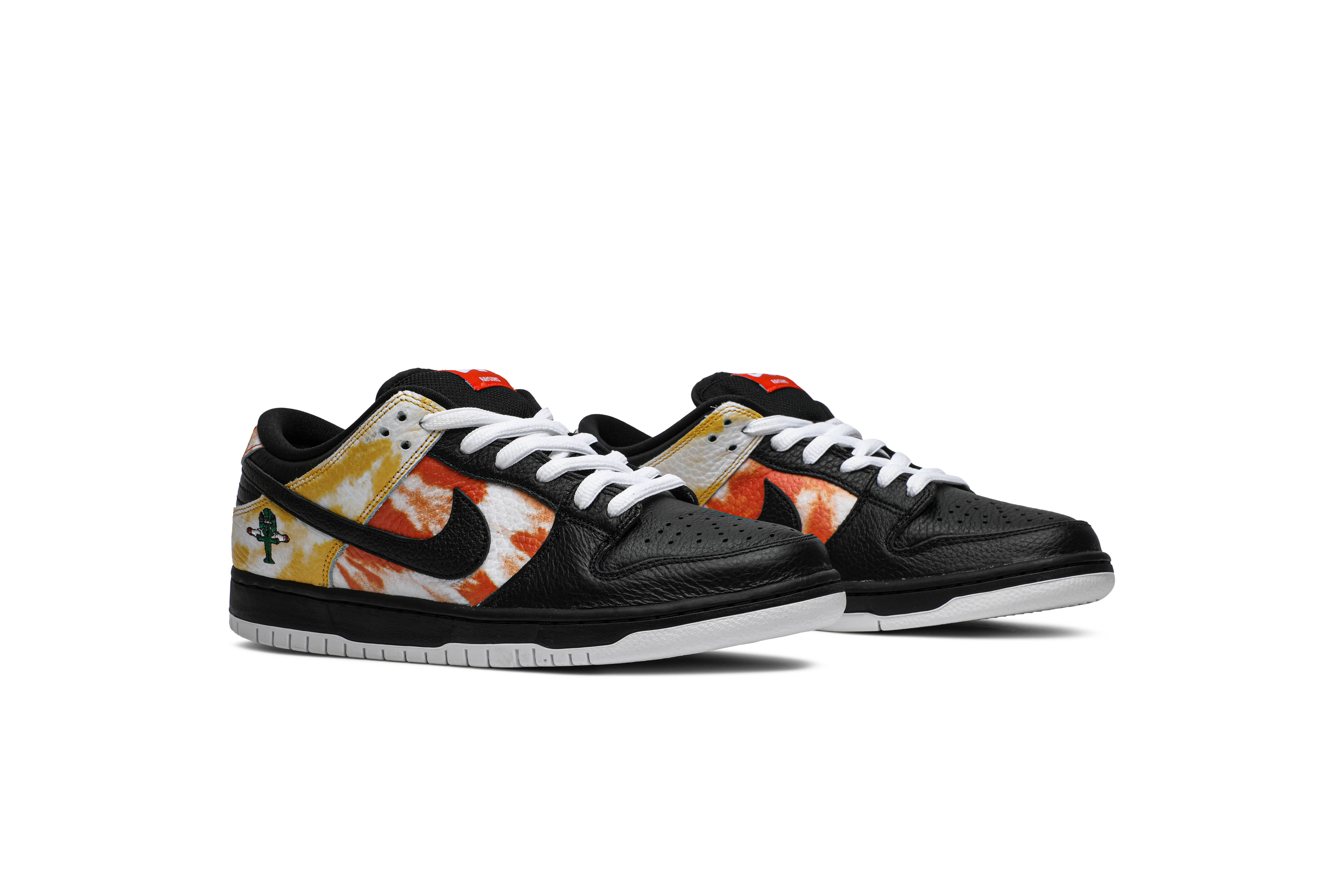 Nike SB Dunk Low ‘Tie-Dye Raygun – Black’ [also worn by Jay Chou] BQ6832-001
