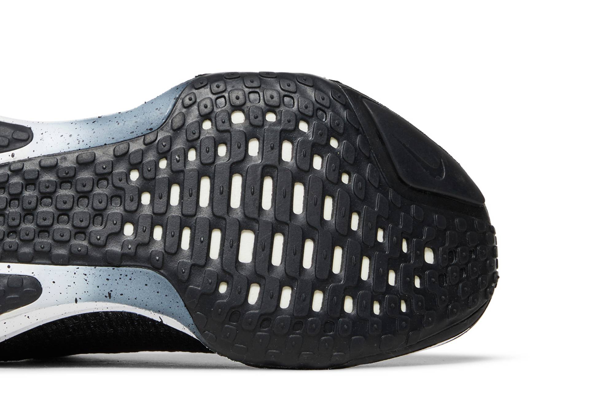 Nike ZoomX Invincible Run Flyknit 3 ‘Oreo’ DR2615-002