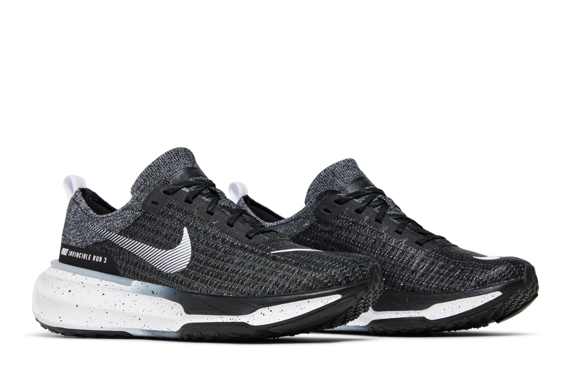 Nike ZoomX Invincible Run Flyknit 3 ‘Oreo’ DR2615-002